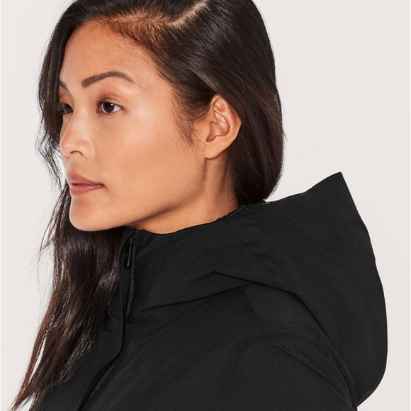 Lululemon Rain Haven Jacket *Insulated Black Size 6, like new. - Picture 7 of 11